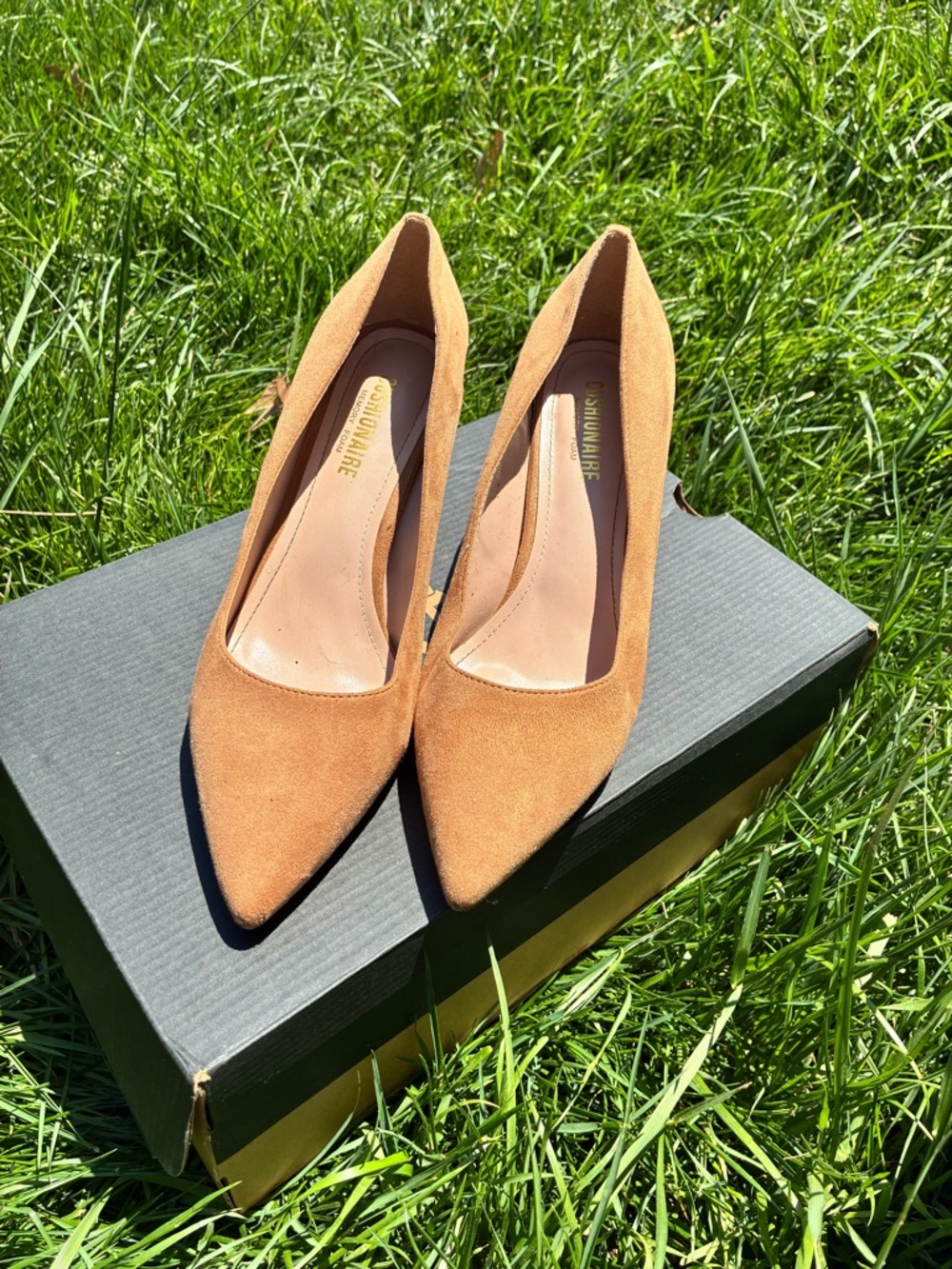 Women's Tan Suede Pointed-Toe Heels